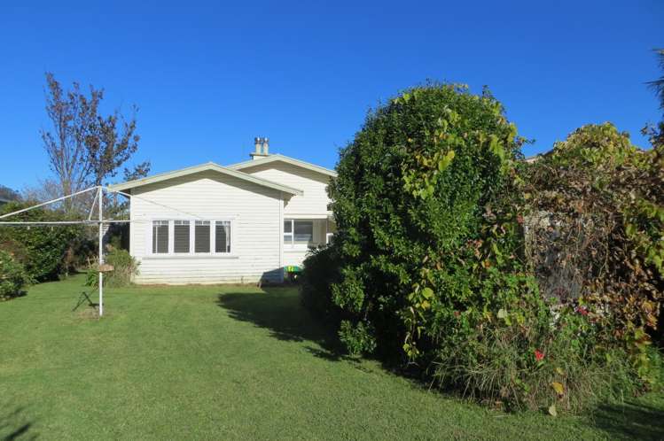 8 Carlyle Street Te Aroha_17
