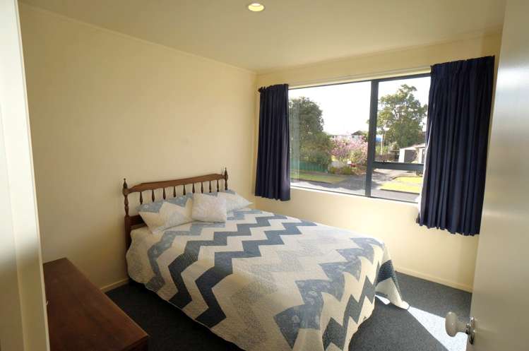 33 Shearwater Street One Tree Point_9