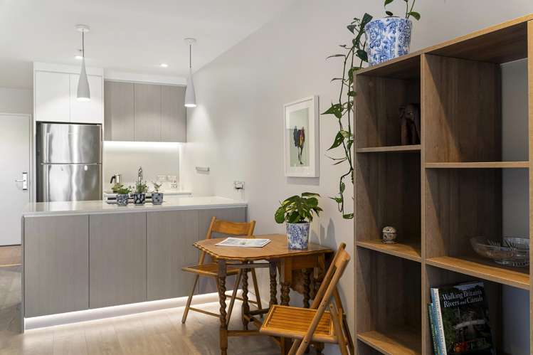 208/4 Bute Road Browns Bay_7