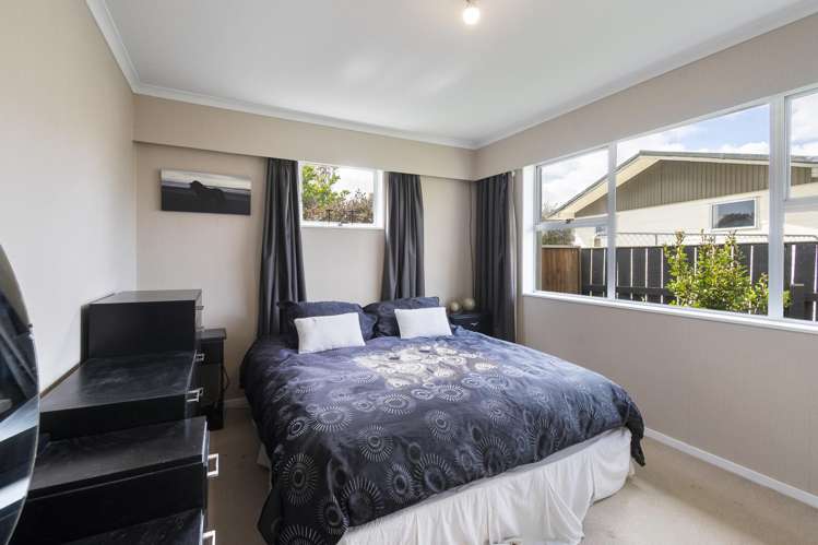 21 Palliser Place Milson_12