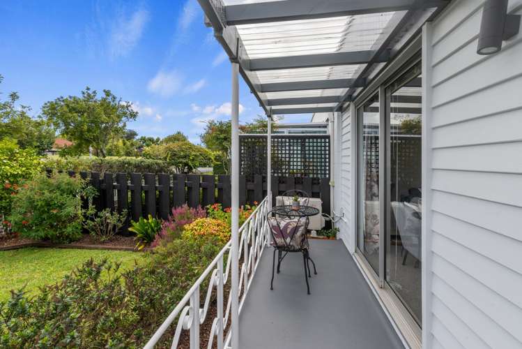 17 Newcastle Terrace Mount Albert_6