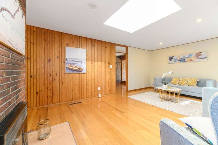 2 Meadway Sunnyhills_20