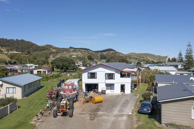 9 Bill Nolan Place Mahia_2