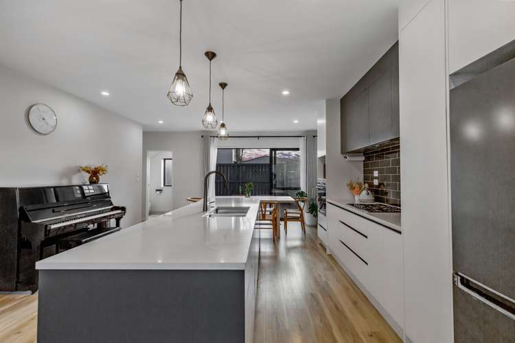 24 Lumbarda Drive Kumeu_6