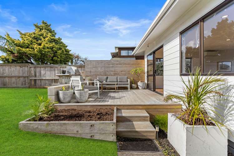 63a Albatross Road Red Beach_11