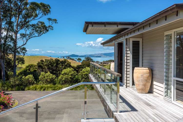 345 Gordons Road Woodside Bay_22