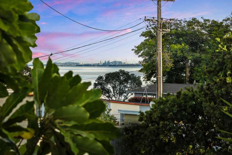 12 Capitol Road Matakatia_14