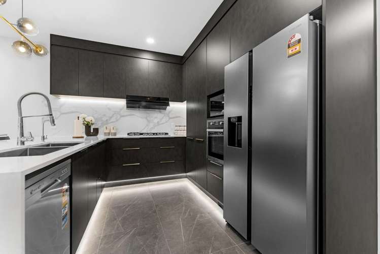 40 Dungloe Avenue Flat Bush_10