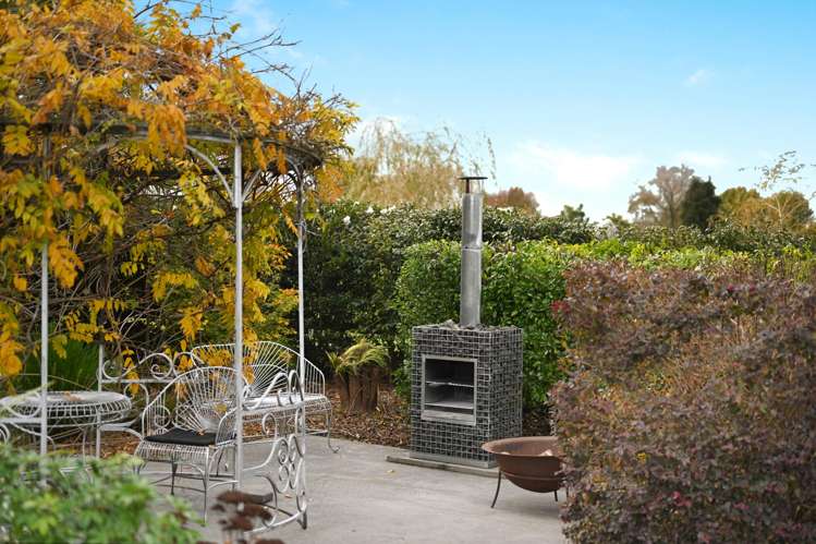 15 Lissette Road Newstead_26