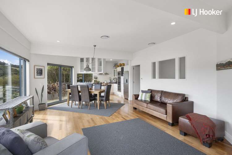 553 Portobello Road Company Bay_5