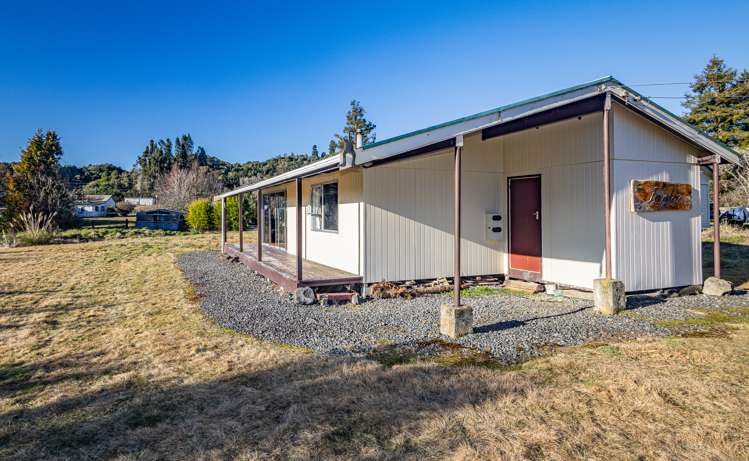 20 Poro Street Owhango_21