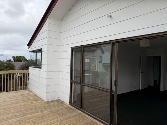 1-28 Widmore Drive Royal Heights_4