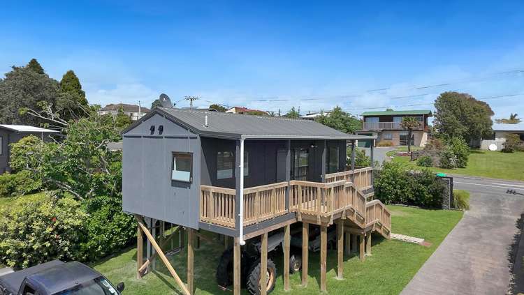  3 Virginia Circus Snells Beach_13