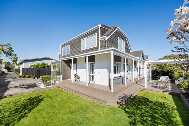 Spacious Living, Private Oasis