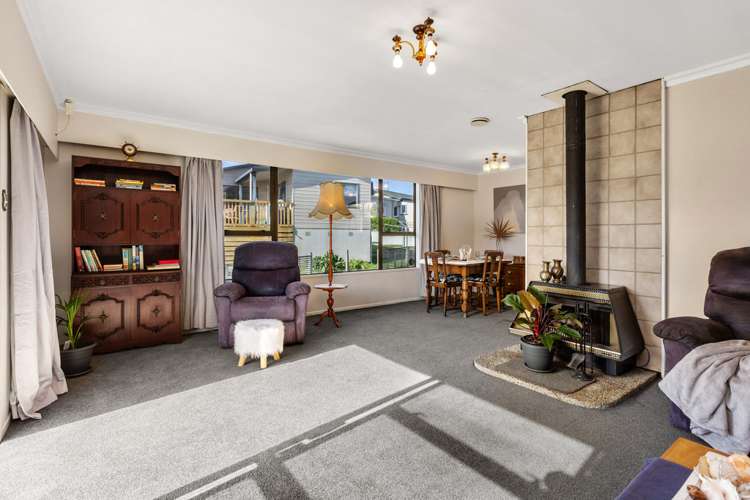 23 Wallis Street Raglan_7