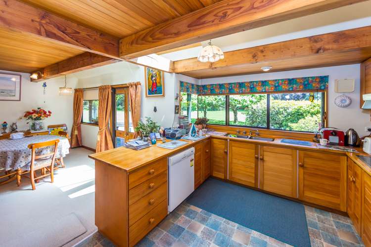 526 Auchenflower Road Darfield_13