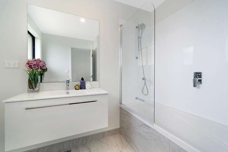 8a Strid Road Te Atatu South_17