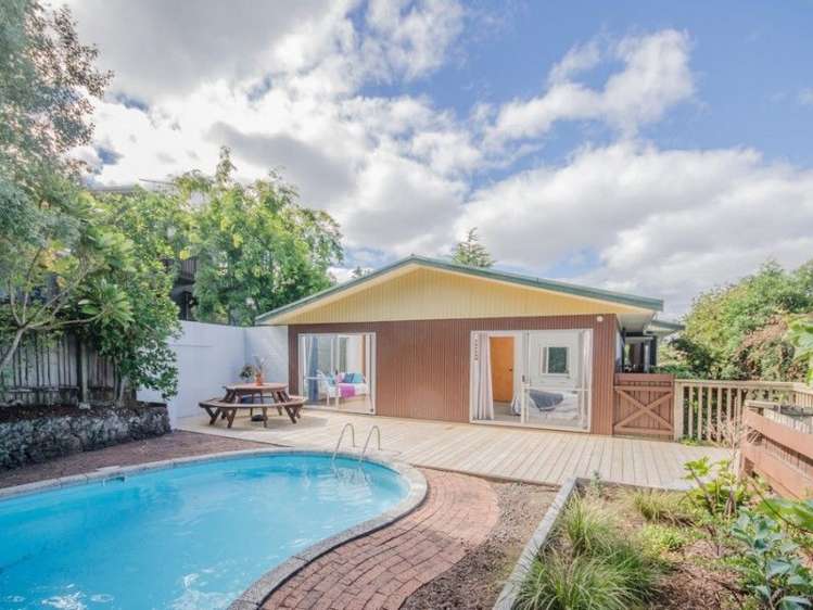 25 Puketitiro Street Glen Eden_14