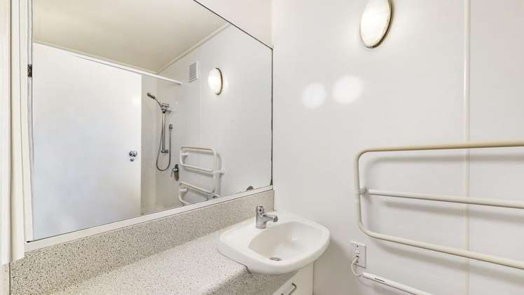 B/54 Barnard Street 1365_5