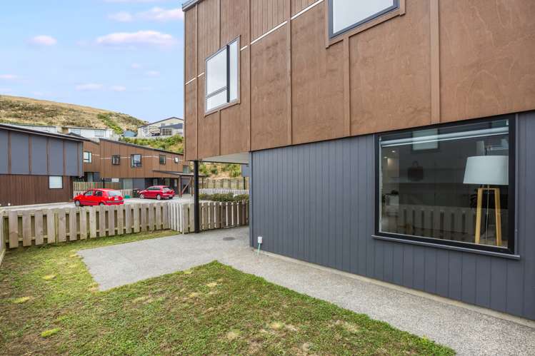 28 Astelia Way Woodridge_16