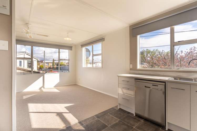 8 Hopkins Road Twizel_6