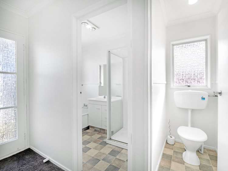 10 Hollows Crescent Takaro_21