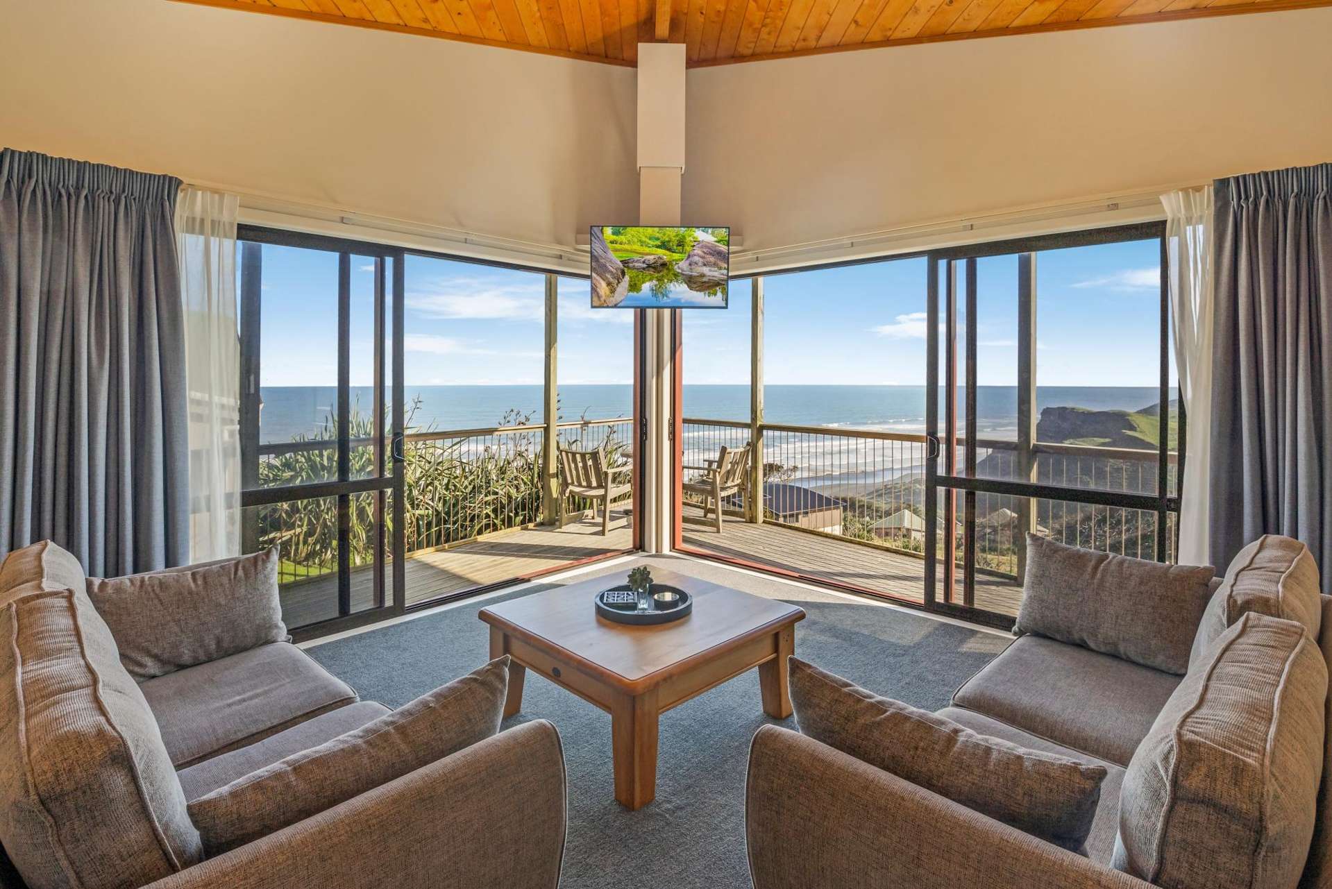 17/685 Karioitahi Road Waiuku_0