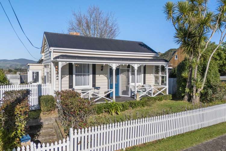 8 Albert Street Waihi_12