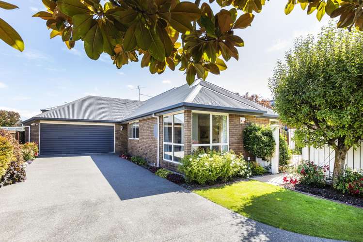 8 Jadewynn Place Halswell_1