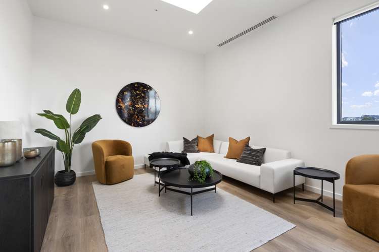 7/14 Tamariki Avenue Orewa_10