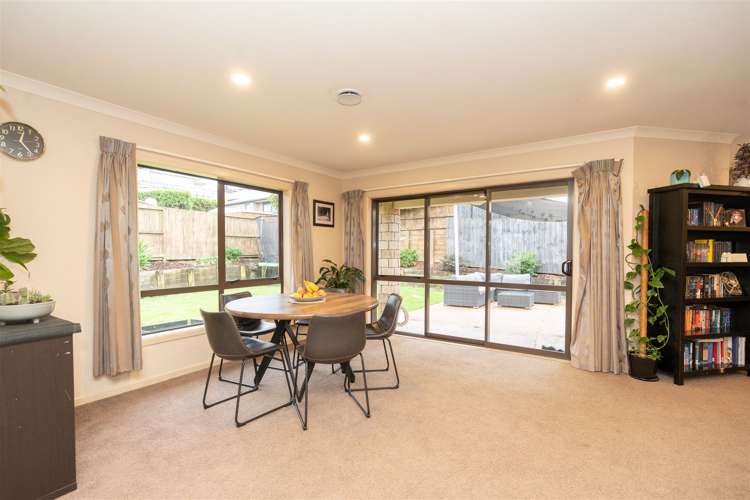 4 Sharaleigh Place Grandview Heights_5