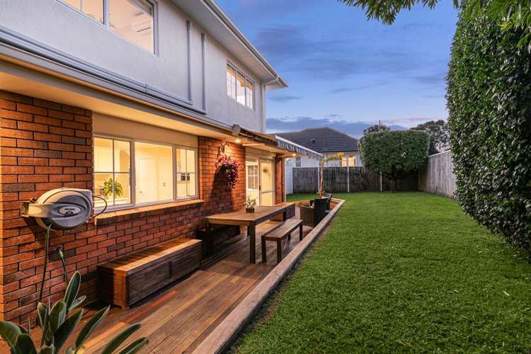 2/3 Rangitira Avenue Takapuna_22