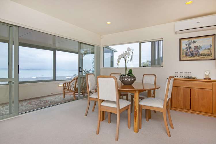 2/10 Burford Place Mellons Bay_8