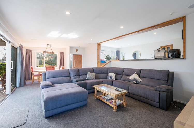 1 Bird Lane Wakefield_12