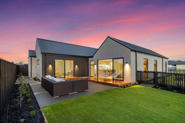 16 Accrington Drive_5