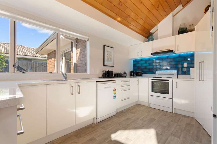 36b Lytton Street Glenholme_5