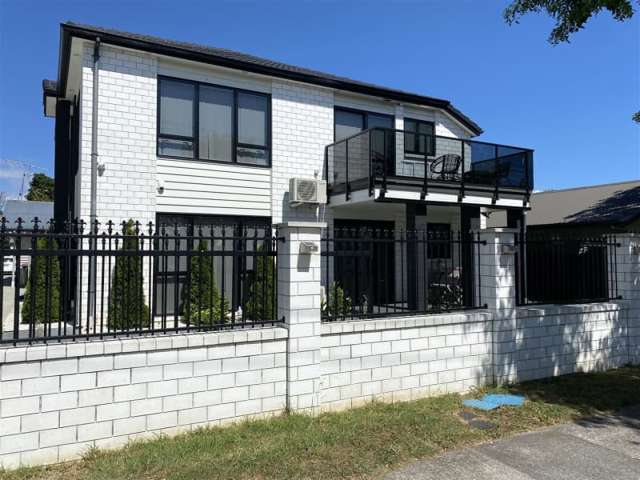3 Bedroom Home in Papatoetoe