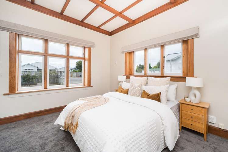 132 Ferguson Street West End_13