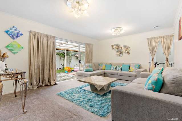 72 Medvale Avenue Flat Bush_4