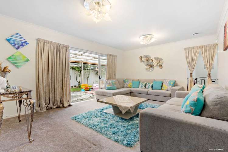 72 Medvale Avenue Flat Bush_4