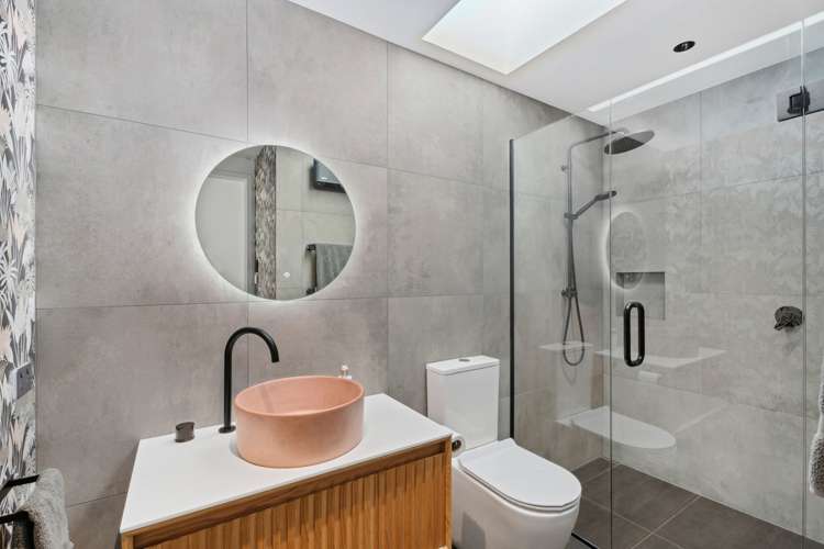 8 Pounamu Avenue Albert Town_13