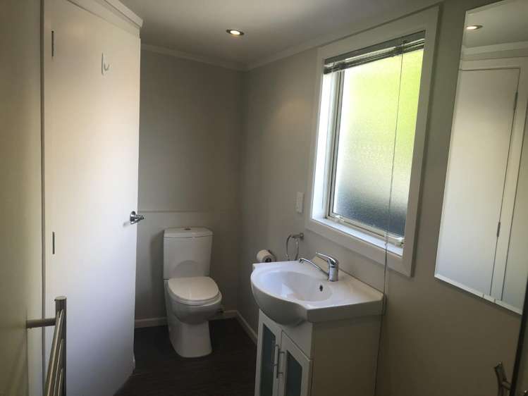 4/12 Clifton Street Windsor_8