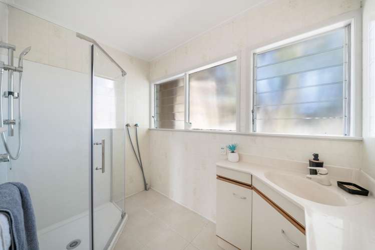 75 Nikau Street New Lynn_12