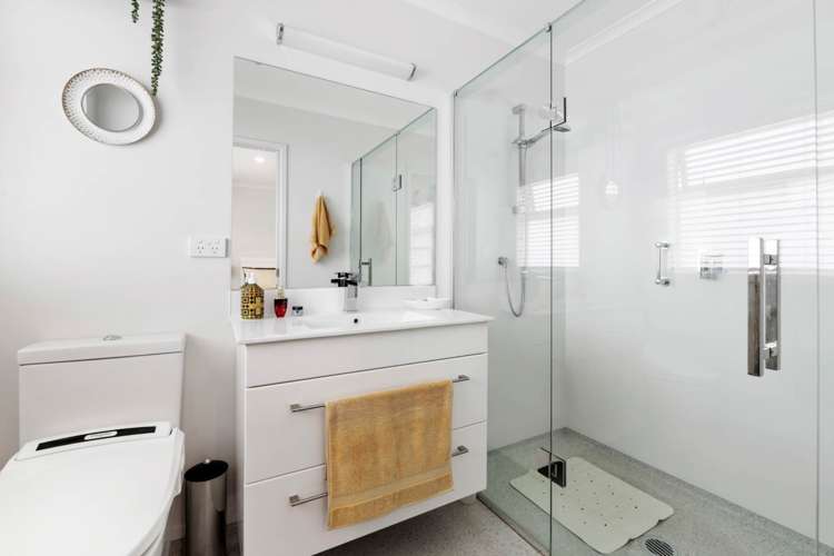 7 Annalise Place Orewa_20