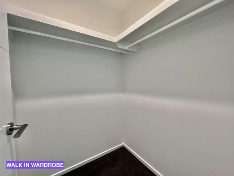 94 Monarch Drive 11103_16