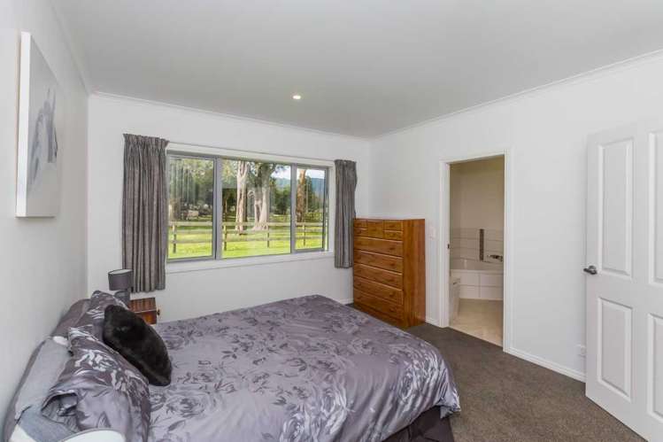 24 Wakefield Road Levin_14