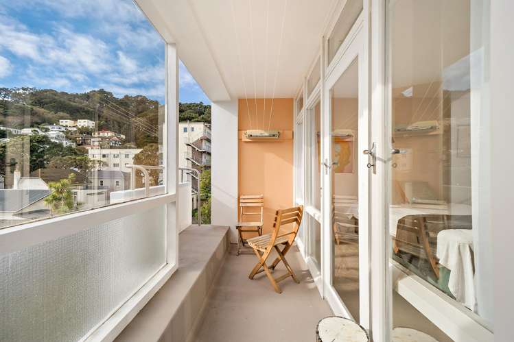 11/4 Claremont Grove Mount Victoria_8