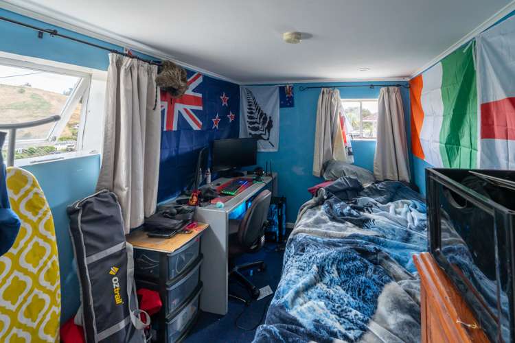 244 Saint Vincent Street Toi Toi_17