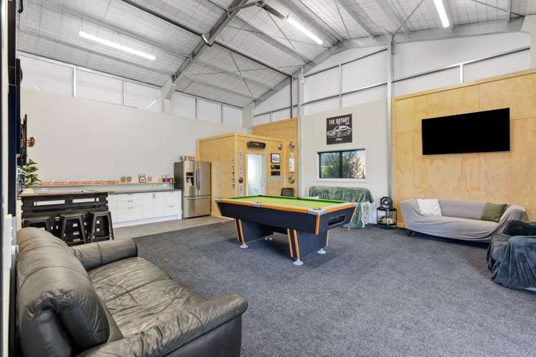 15 Coman Drive Richmond_9