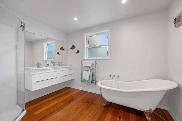 35 Montgomery Avenue Belmont_13